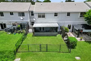 4737 Grapevine Wy, Davie, FL 33331 - Photo 16