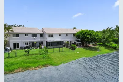 4737 Grapevine Way, Davie, FL 33331 - Photo 38