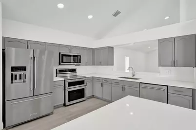 10729 Edinburgh Street, Cooper City, FL 33026 - Photo 14