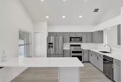 10729 Edinburgh Street, Cooper City, FL 33026 - Photo 12