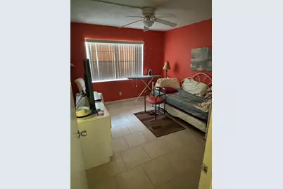 90 Windsor E, West Palm Beach, FL 33417 - Photo 8