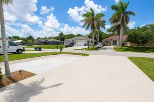 1013 SW Eureka Ave, Port Saint Lucie, FL 34953 - Photo 28