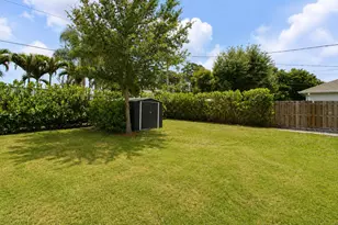 1013 SW Eureka Ave, Port Saint Lucie, FL 34953 - Photo 32