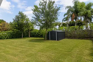 1013 SW Eureka Ave, Port Saint Lucie, FL 34953 - Photo 34