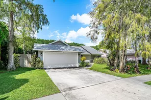1252 Raintree Ln, Wellington, FL 33414 - Photo 1