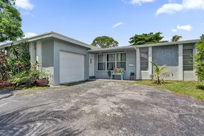 2161 NW 84th Way, Sunrise, FL 33322 - Photo 2