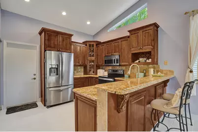 7204 Ashford Lane, Boynton Beach, FL 33472 - Photo 14