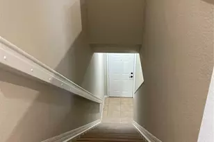 9076 Preston Pl, Tamarac, FL 33321 - Photo 8