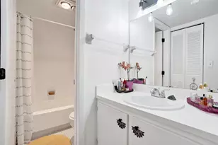 9460 Tangerine Pl, Davie, FL 33324 - Photo 20
