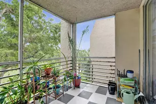 9460 Tangerine Pl, Davie, FL 33324 - Photo 30