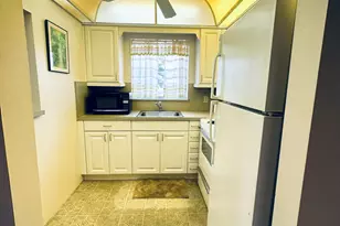 8 Grantham D, Deerfield Beach, FL 33442 - Photo 10