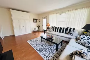8 Grantham D, Deerfield Beach, FL 33442 - Photo 4