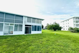 8 Grantham D, Deerfield Beach, FL 33442 - Photo 22