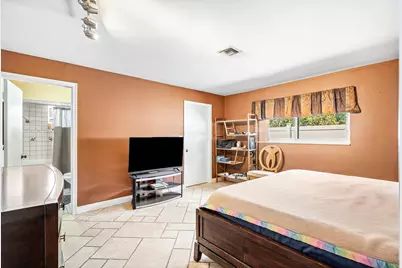 5811 SW 53rd Terrace, Davie, FL 33314 - Photo 16