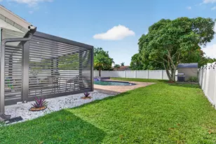 4858 Classic Dr, West Palm Beach, FL 33417 - Photo 6