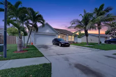 4858 Classic Drive, West Palm Beach, FL 33417 - Photo 2