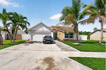4858 Classic Drive, West Palm Beach, FL 33417 - Photo 10