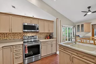 9744 Majestic Way, Boynton Beach, FL 33437 - Photo 10