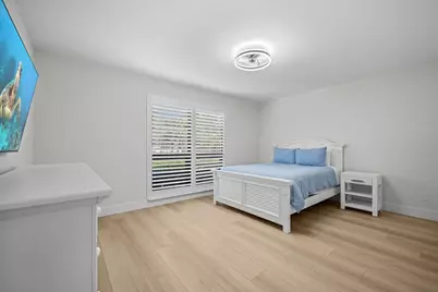 221 Brackenwood Terrace, Palm Beach Gardens, FL 33418 - Photo 16