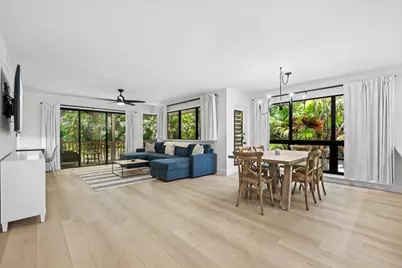 221 Brackenwood Terrace, Palm Beach Gardens, FL 33418 - Photo 2