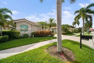 9846 Harbour Lake Cir, Boynton Beach, FL 33437 - Photo 2