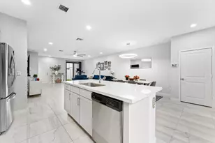 405 NW 17th St, Fort Lauderdale, FL 33311 - Photo 4