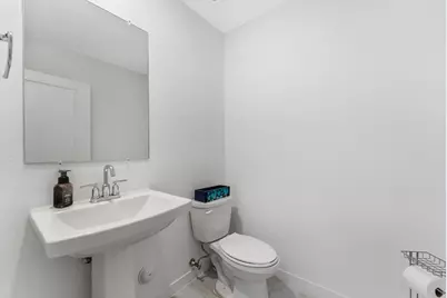 405 NW 17th Street, Fort Lauderdale, FL 33311 - Photo 14