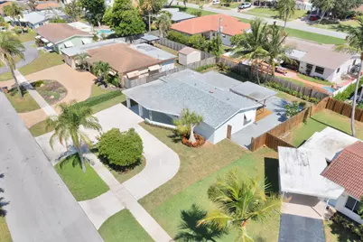 921 SE 15th Court, Deerfield Beach, FL 33441 - Photo 1