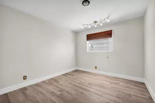 921 SE 15th Ct, Deerfield Beach, FL 33441 - Photo 18