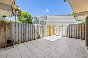 3124 SE Brook St, Stuart, FL 34997 - Photo 6