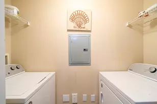 1108 Myrtlewood Cir E, Palm Beach Gardens, FL 33418 - Photo 14