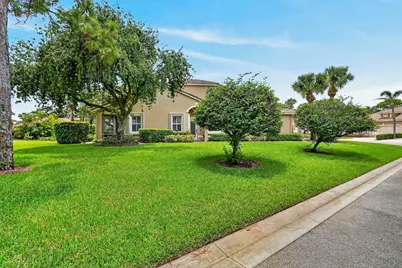 7007 Torrey Pines Circle, Port Saint Lucie, FL 34986 - Photo 6