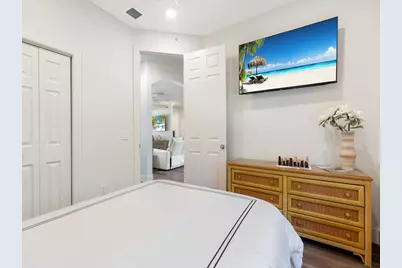 5765 W 1st Square SW, Vero Beach, FL 32968 - Photo 22