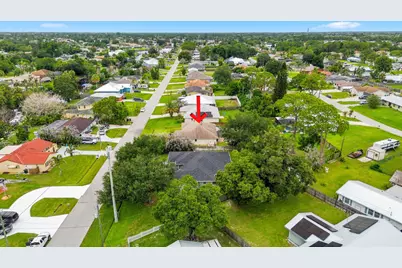 381 NE Surfside Avenue, Port Saint Lucie, FL 34983 - Photo 60