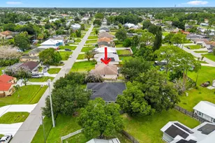 381 NE Surfside Ave, Port Saint Lucie, FL 34983 - Photo 60