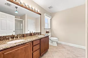 381 NE Surfside Ave, Port Saint Lucie, FL 34983 - Photo 32