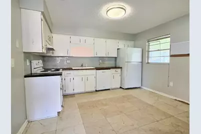 805 E Bella Vista Street, Lakeland, FL 33805 - Photo 8