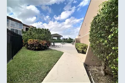 8360 Sands Point Boulevard #G210, Tamarac, FL 33321 - Photo 16