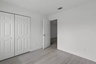 302 SW Kentwood Rd, Port Saint Lucie, FL 34953 - Photo 22