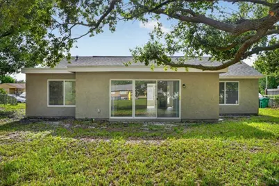 302 SW Kentwood Road, Port Saint Lucie, FL 34953 - Photo 4