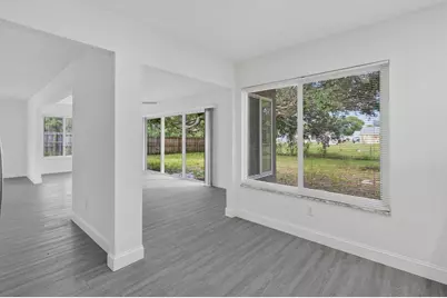 302 SW Kentwood Road, Port Saint Lucie, FL 34953 - Photo 8