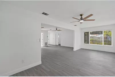 302 SW Kentwood Road, Port Saint Lucie, FL 34953 - Photo 10