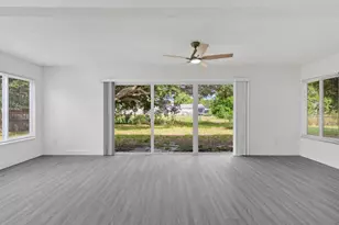302 SW Kentwood Rd, Port Saint Lucie, FL 34953 - Photo 14