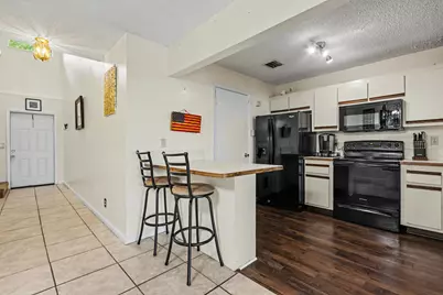 2269 Discovery Circle W, Deerfield Beach, FL 33442 - Photo 6