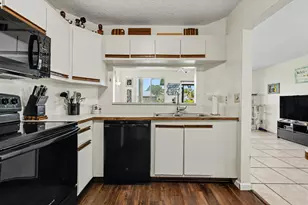 2269 Discovery Cir W, Deerfield Beach, FL 33442 - Photo 16