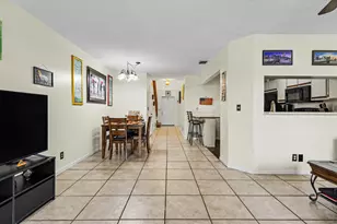 2269 Discovery Cir W, Deerfield Beach, FL 33442 - Photo 8