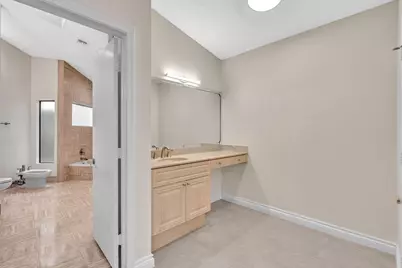 22595 Esplanada Circle W, Boca Raton, FL 33433 - Photo 32