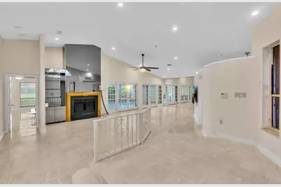 22595 Esplanada Circle W, Boca Raton, FL 33433 - Photo 8