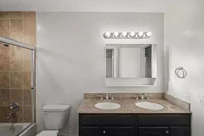 5789 Woodland Point Drive, Tamarac, FL 33319 - Photo 34