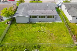 9171 NW 26th Pl, Sunrise, FL 33322 - Photo 2
